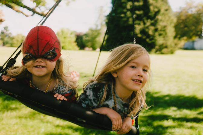 Ellis & Etta swinging